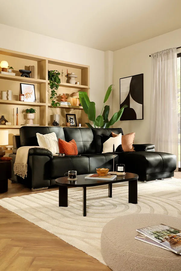 What Colours Go With A Black Sofa?